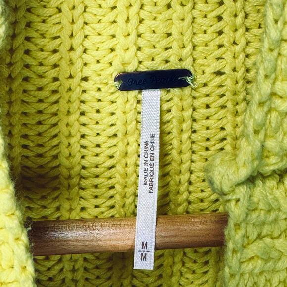 FREE PEOPLE Oversized Chunky Knit Sweater Women's Size M Yellow Casual Cozy Fall - Picture 4 of 11
